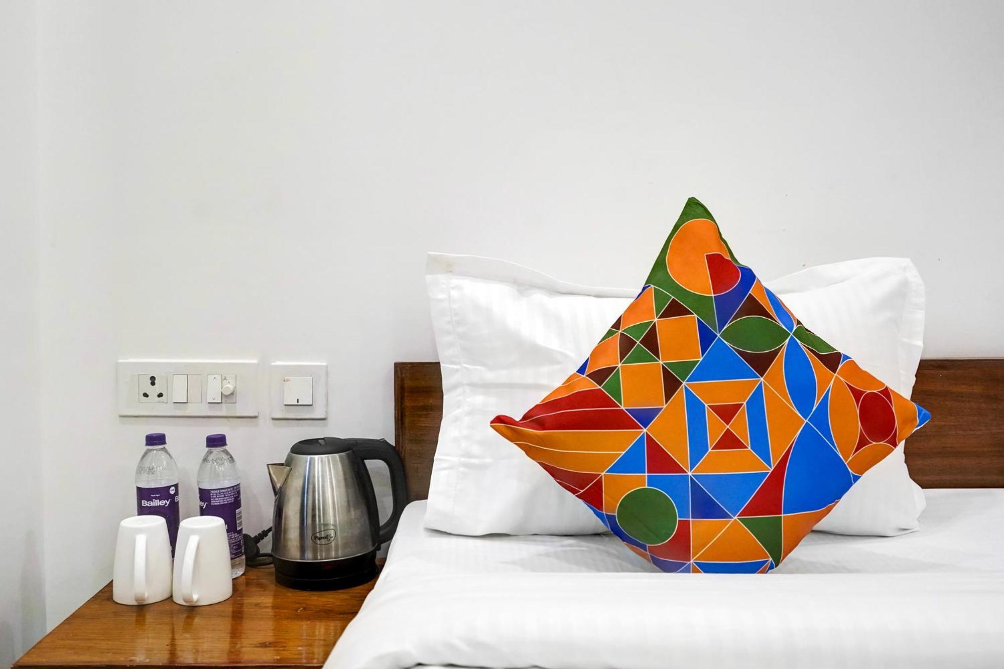 Fabhotel Nyt Residency New Delhi