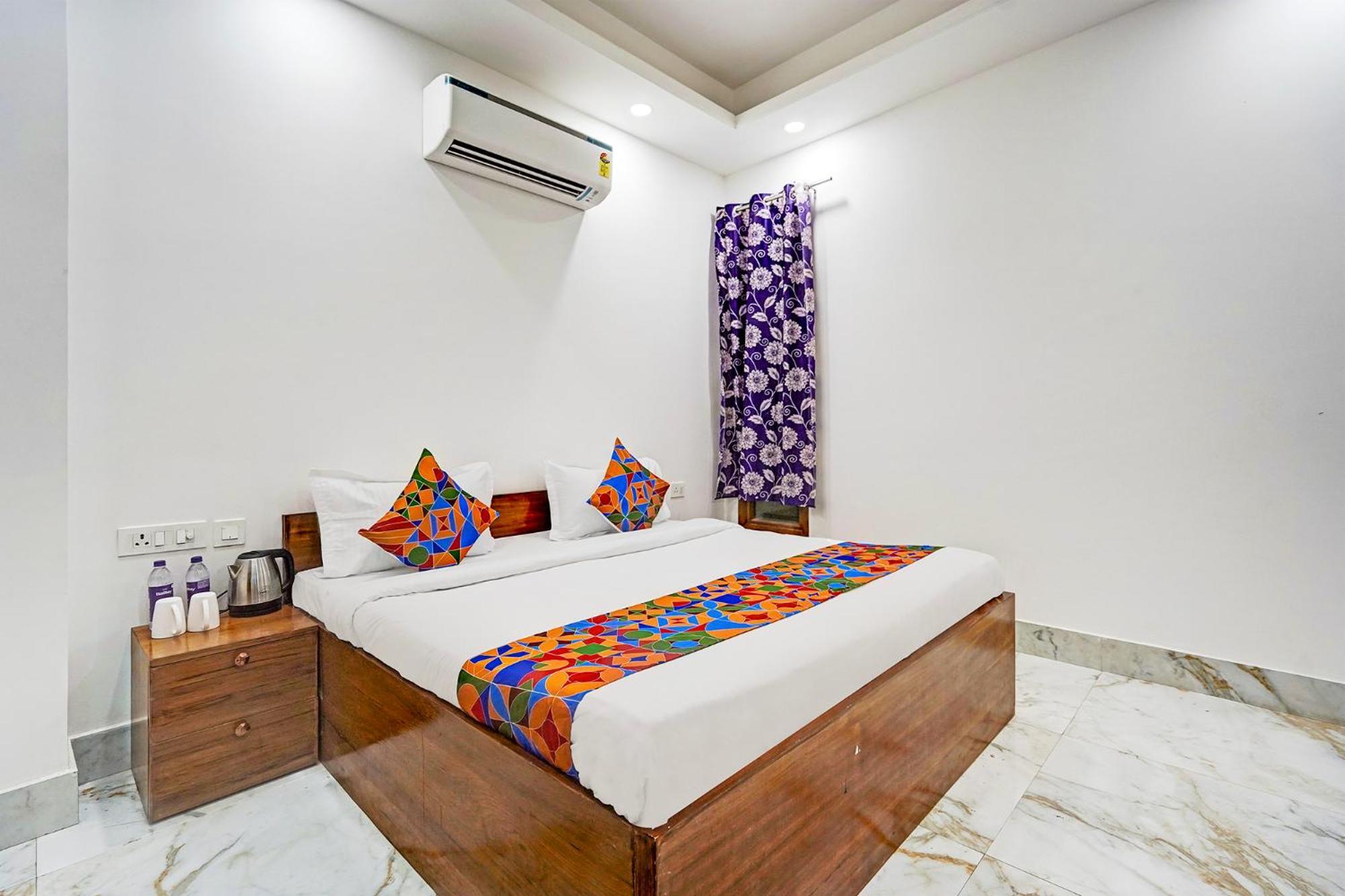 Fabhotel Nyt Residency 3*