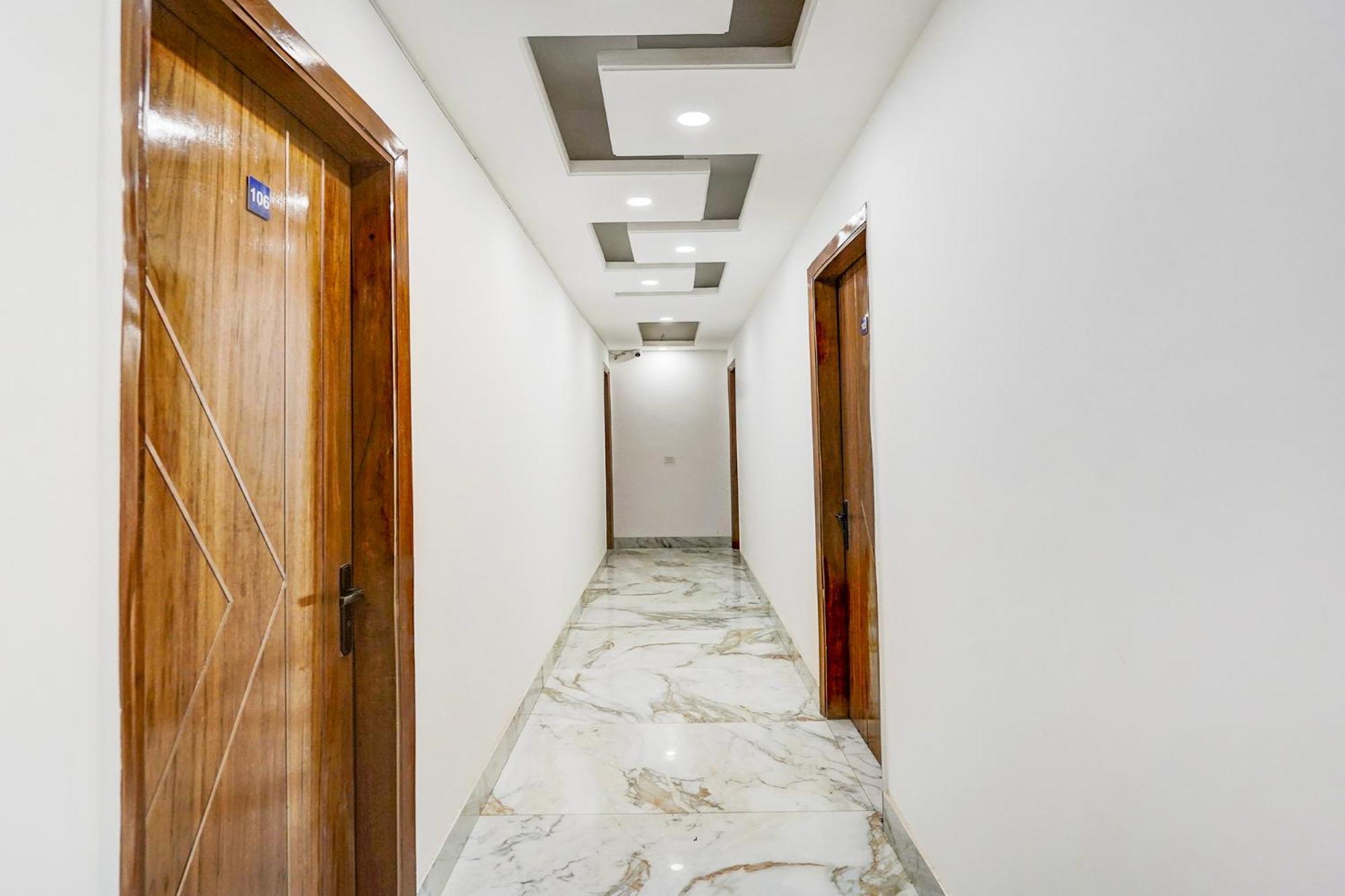 Fabhotel Nyt Residency Hotel