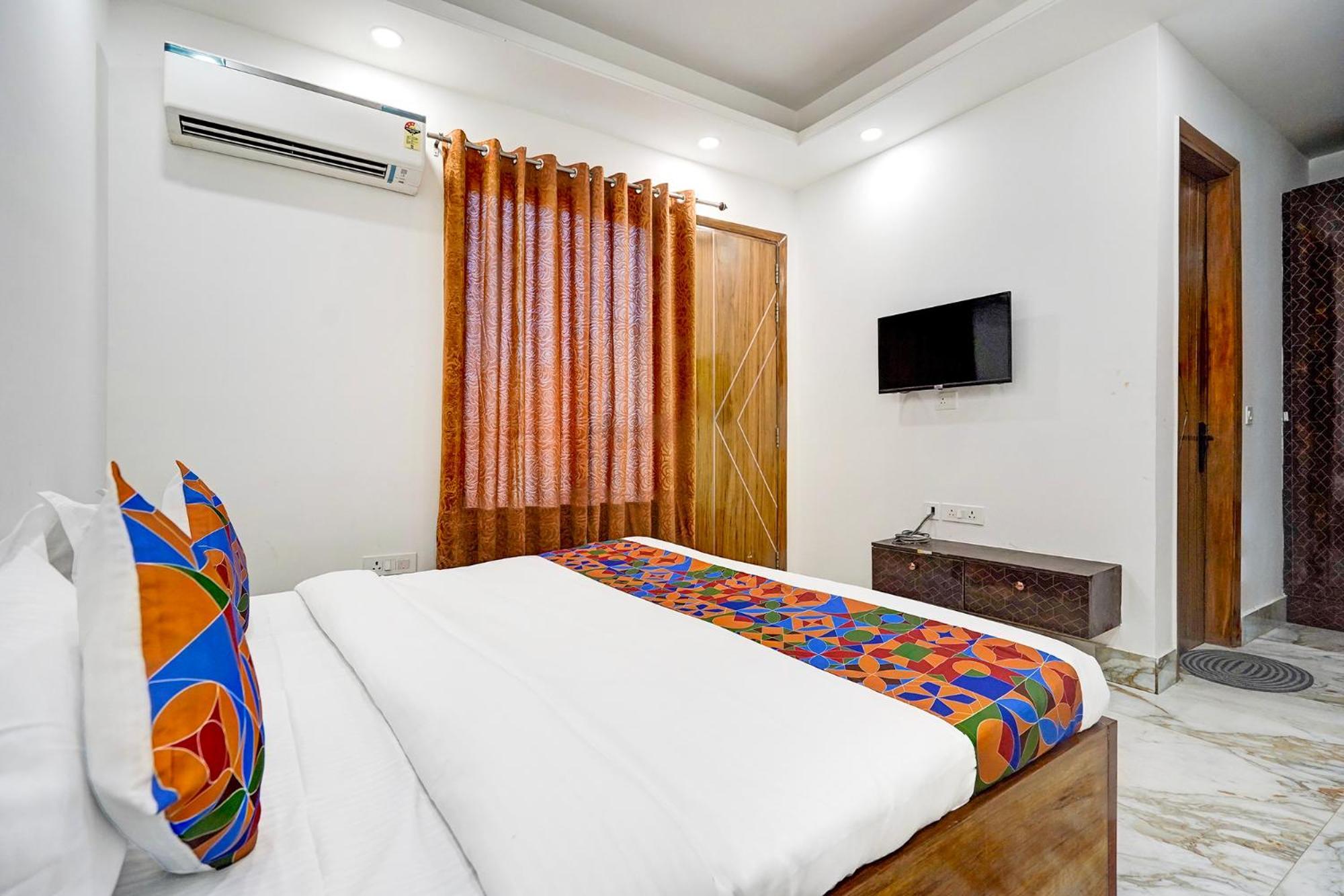 Fabhotel Nyt Residency