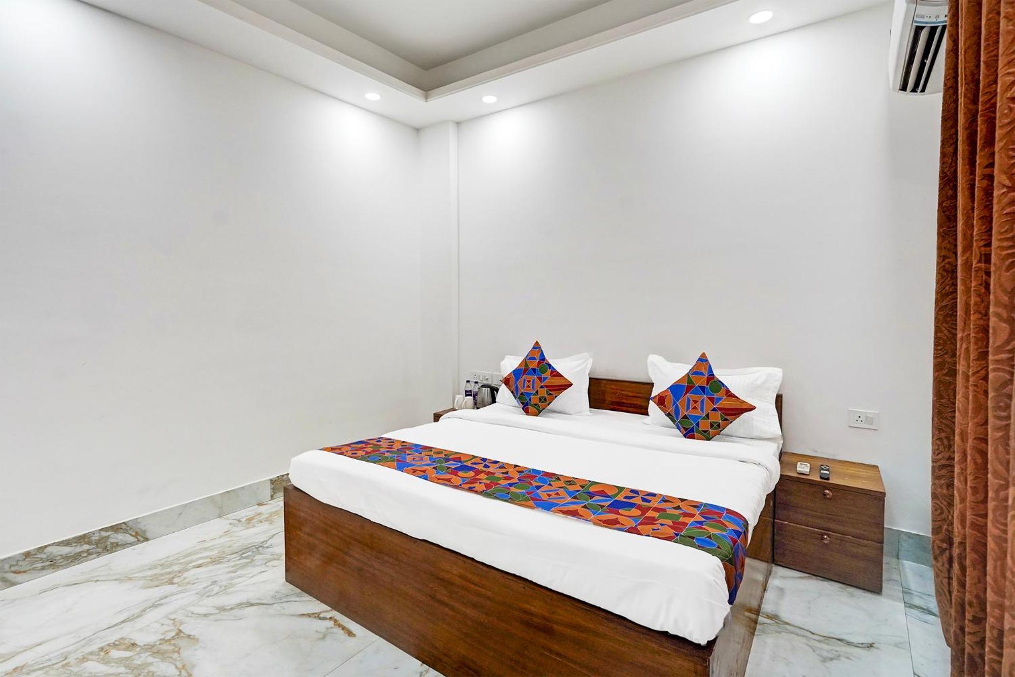 Fabhotel Nyt Residency Hotel New Delhi