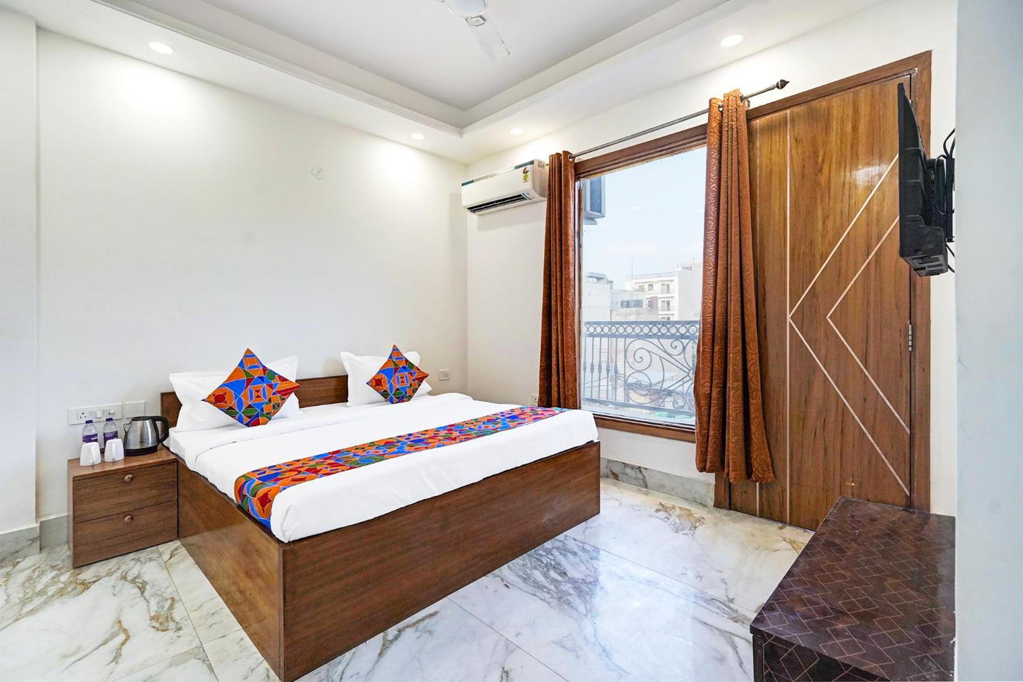 Hotel Fabhotel Nyt Residency 3*