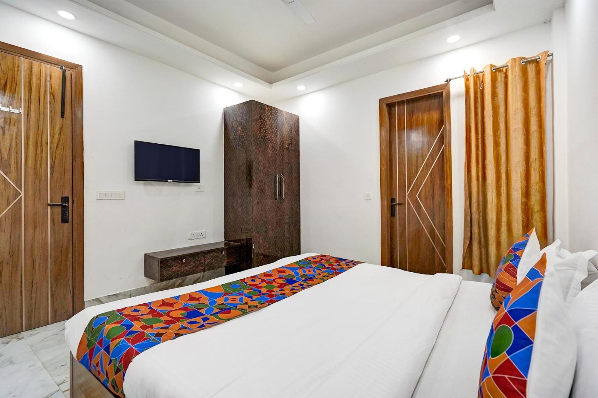 Fabhotel Nyt Residency 3*