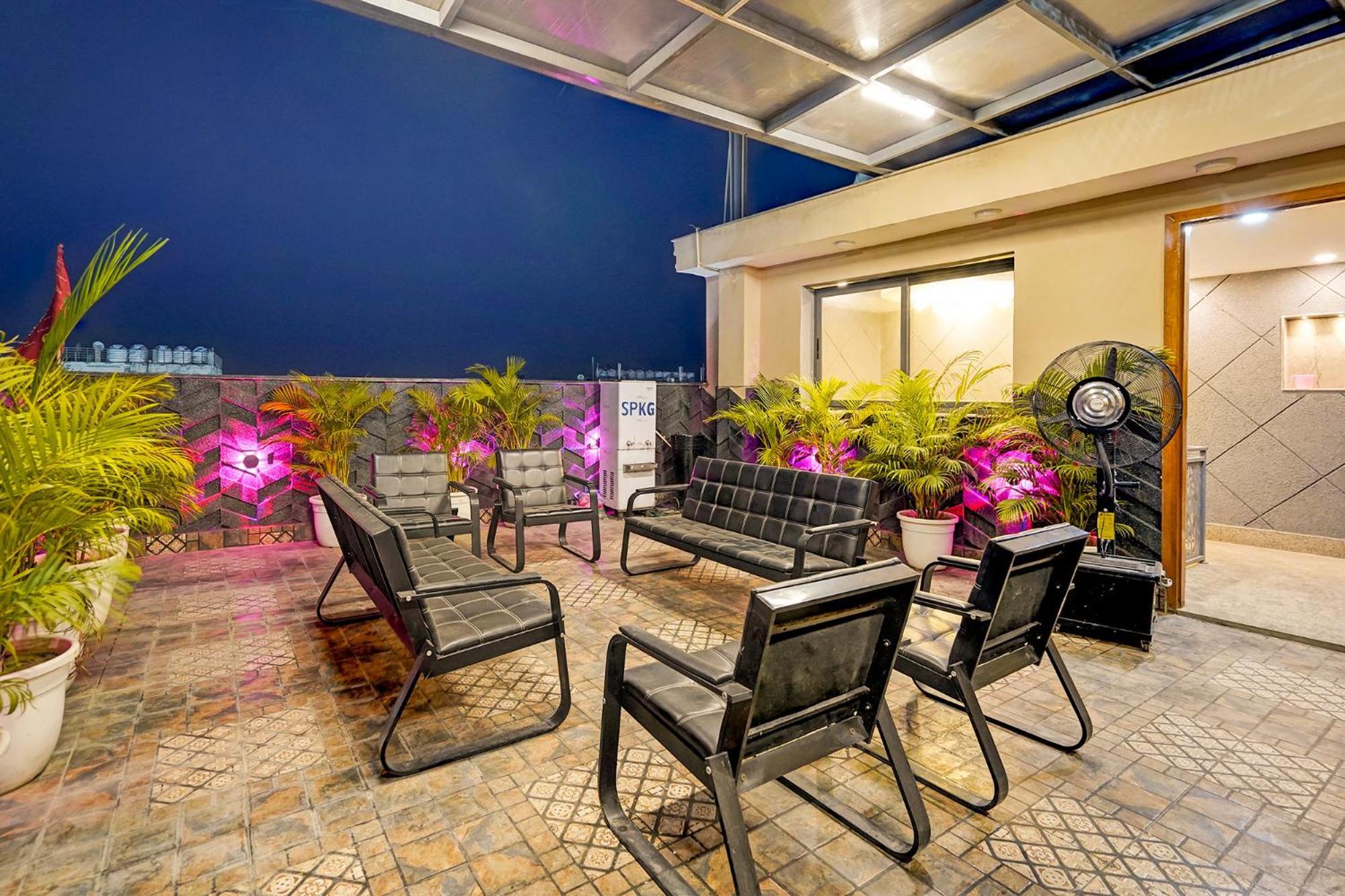 Fabhotel Nyt Residency Hotel New Delhi