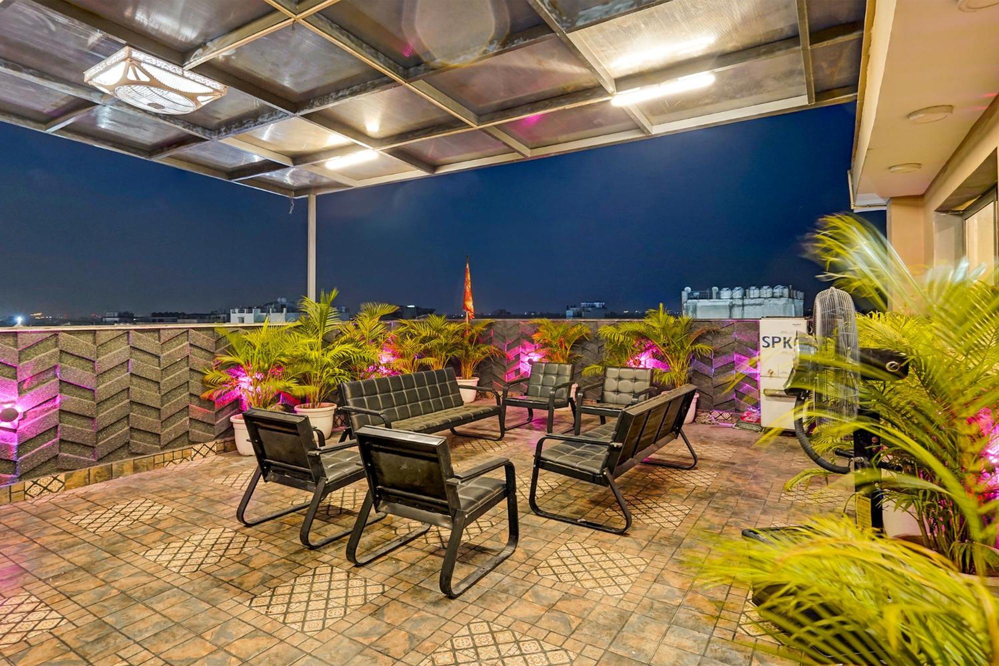 Fabhotel Nyt Residency 3*